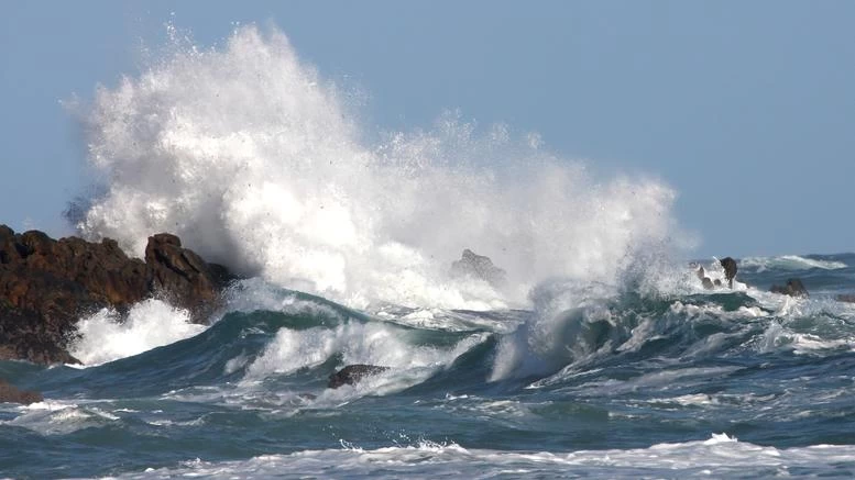 Άρχισαν τα προβλήματα στις ακτοπλοϊκές συγκοινωνίες – Πνέουν άνεμοι ως 10 μποφόρ